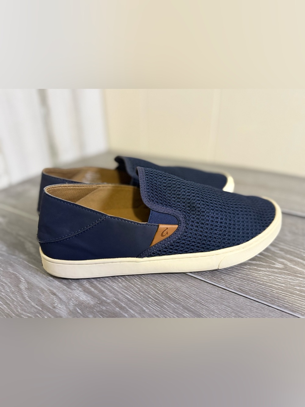 OluKai Pehuea Women's Navy Blue Mesh Slip-On Casual Shoes Sneakers Size 10